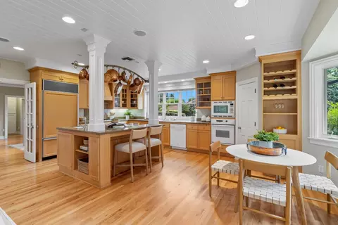 Kitchen - 2141 Claremont Rd, Carmichael, CA 95608 photo 3 of 7