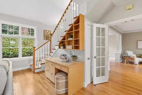 Entry Way - 2141 Claremont Rd, Carmichael, CA 95608 photo 3 of 7
