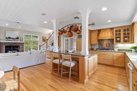 Kitchen - 2141 Claremont Rd, Carmichael, CA 95608 photo 4 of 7