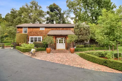 Exterior - 2141 Claremont Rd, Carmichael, CA 95608 photo 3 of 31