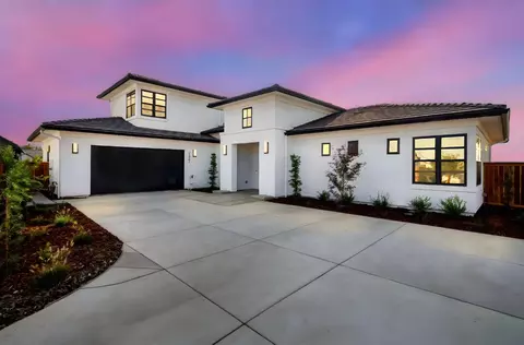 Exterior - 5557 Thomson Loop, Davis, CA 95616 photo 3 of 11