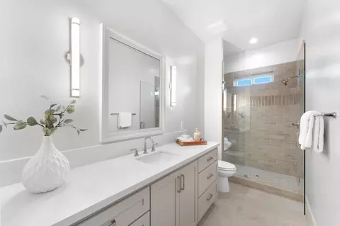 Bath - 5557 Thomson Loop, Davis, CA 95616 photo 4 of 6