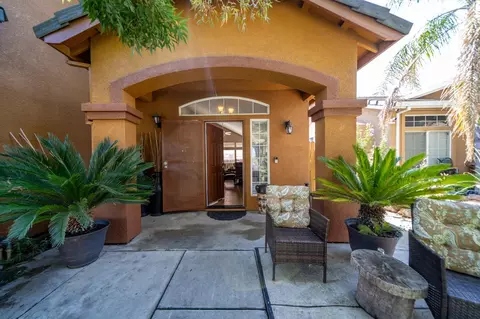 926 Alcoy Dr, Ceres, CA 95307 photo 5