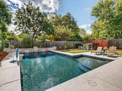 Exterior - 2620 Belmont Dr, Davis, CA 95618 photo 5 of 17