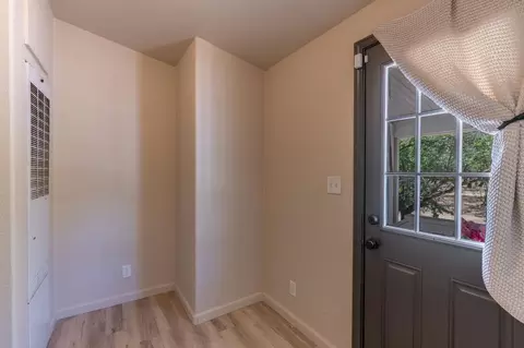 1112 Ladd Rd, Modesto, CA 95356 photo 11