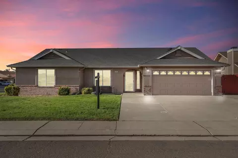 337 Gardner Pl, Lathrop, CA 95330 photo 3