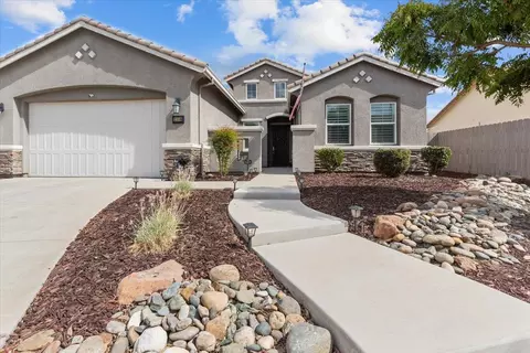 Exterior - 2358 Cloudline Pl, Manteca, CA 95337 photo 3 of 12