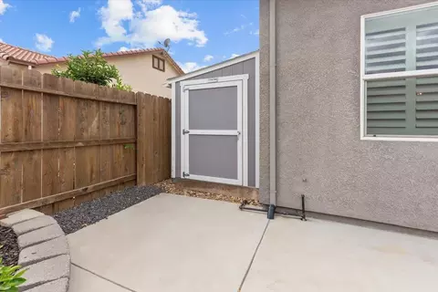 Exterior - 2358 Cloudline Pl, Manteca, CA 95337 photo 4 of 12