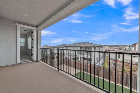 Exterior - 3406 Loggerhead Cir, Folsom, CA 95630 photo 4 of 9
