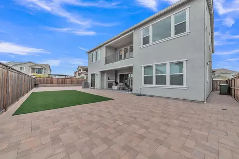 Exterior - 3406 Loggerhead Cir, Folsom, CA 95630 photo 6 of 9