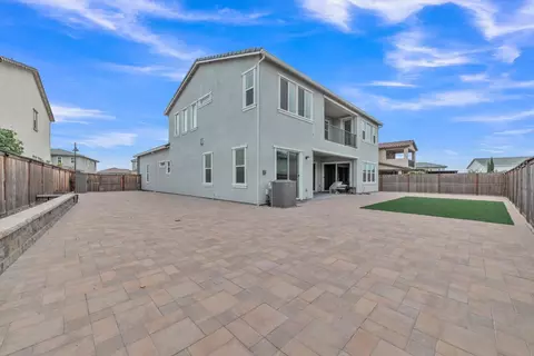 Exterior - 3406 Loggerhead Cir, Folsom, CA 95630 photo 7 of 9