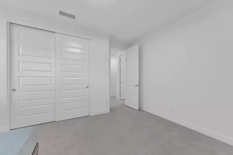 Bedroom - 3406 Loggerhead Cir, Folsom, CA 95630 photo 8 of 10