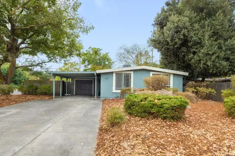 701 L St, Davis, CA 95616 photo 2