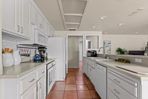5039 El Cemonte Ave, Davis, CA 95618 photo 19