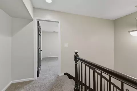 Entry Way - 433 Travertine Dr, Ripon, CA 95366 photo 6 of 6
