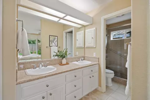 4306 Vista Way, Davis, CA 95618 photo 28