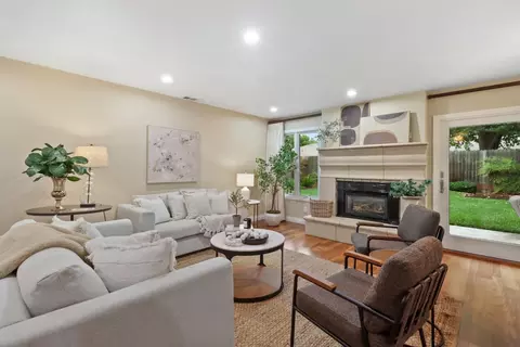 4306 Vista Way, Davis, CA 95618 photo 9