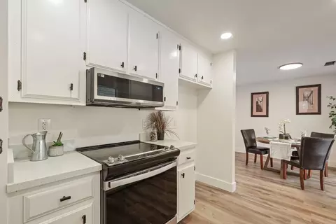 2260 S Ham Ln, Lodi, CA 95242 photo 14