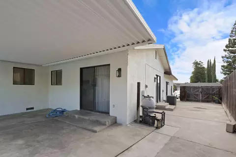 2260 S Ham Ln, Lodi, CA 95242 photo 34