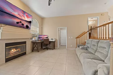 1837 Mark Mead Ln, Modesto, CA 95356 photo 4