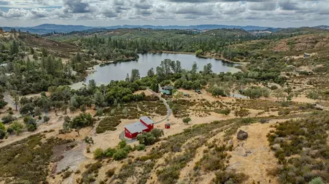 9166 Lakeside Dr, Mountain Ranch, CA 95246