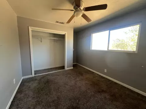 Bedroom - 2094 Virgilia Ln, Olivehurst, CA 95961 photo 2 of 4