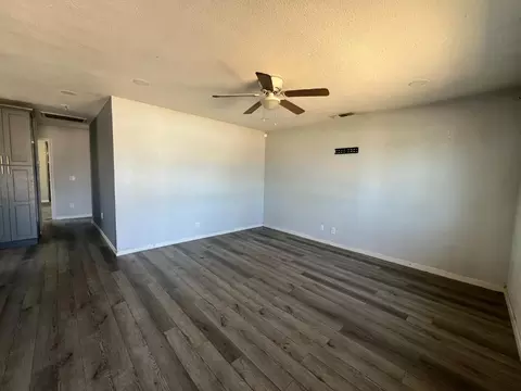 Living - 2094 Virgilia Ln, Olivehurst, CA 95961 photo 1 of 2
