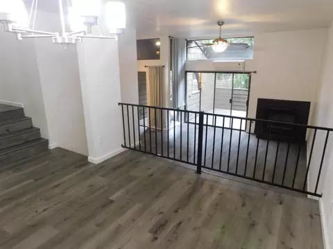 Living - 501 Rose Ave #9, Modesto, CA 95355 photo 5 of 6