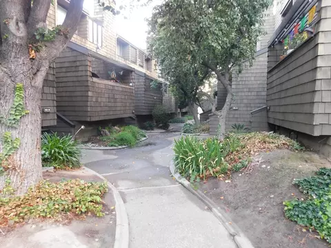 Exterior - 501 Rose Ave #9, Modesto, CA 95355 photo 2 of 12
