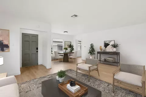 Living - 532 Louie Ave, Lodi, CA 95240 photo 1 of 2