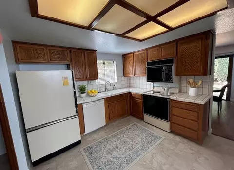 313 W Union Ave, Modesto, CA 95356 photo 4