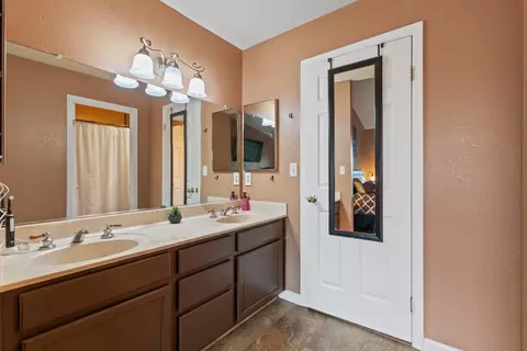 3921 Mesrob Ct, Modesto, CA 95356 photo 21