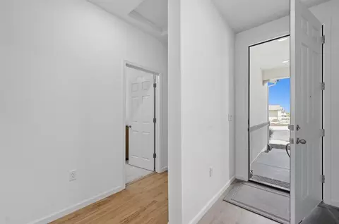 Entry Way - 617 Mansfield Dr, Patterson, CA 95363 photo 1 of 7