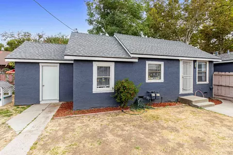 Exterior - 117 E Fairmont Ave, Modesto, CA 95354 photo 4 of 7