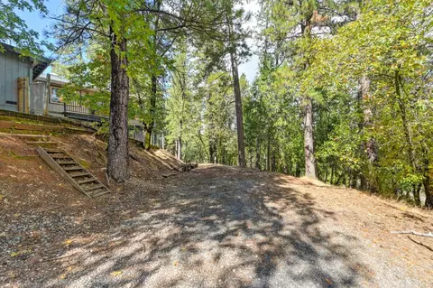 Exterior - 950 Pine Hill Rd, Colfax, CA 95713 photo 24 of 25