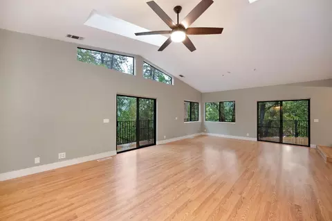 Living - 950 Pine Hill Rd, Colfax, CA 95713 photo 5 of 9