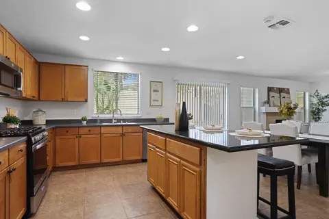 71 E Black Crow Ln, Patterson, CA 95363 photo 12