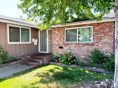 Exterior - 1422 Locke Rd, Modesto, CA 95355 photo 2 of 10