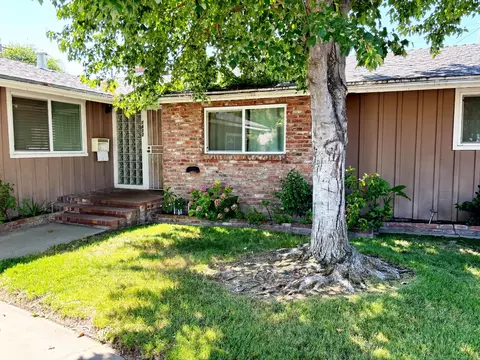 Exterior - 1422 Locke Rd, Modesto, CA 95355 photo 3 of 10