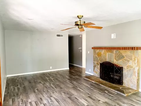 Living - 1422 Locke Rd, Modesto, CA 95355 photo 1 of 6