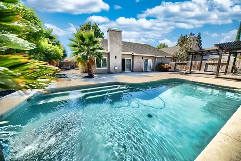 Exterior - 3613 Daystar Dr, Modesto, CA 95355 photo 15 of 18
