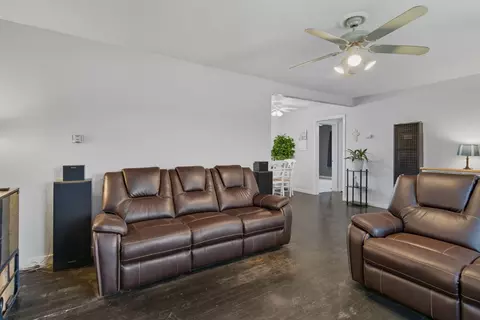 2212 Carol St, Modesto, CA 95354 photo 12