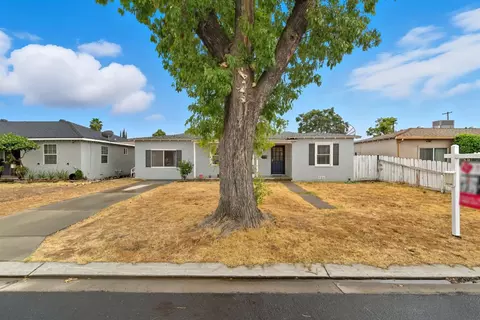 2212 Carol St, Modesto, CA 95354 photo 3