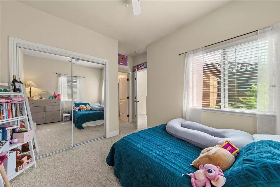 Bedroom - 429 Willow Glen Ct, San Jose, CA 95125 photo 3 of 5
