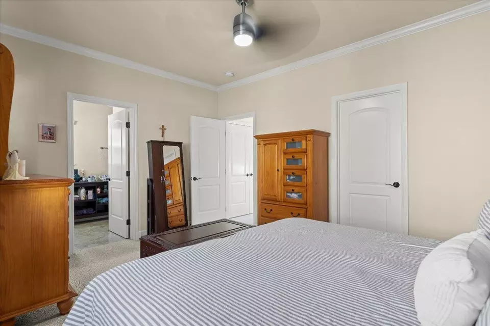 Bedroom - 429 Willow Glen Ct, San Jose, CA 95125 photo 4 of 5