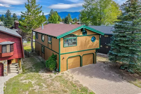 581 Alpine Dr, South Lake Tahoe, CA 96150