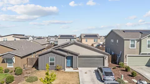 667 Suzanne Dr, Merced, CA 95348 photo 1