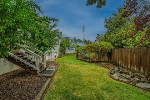 Exterior - 135 Amelia St, Sutter Creek, CA 95685 photo 9 of 12