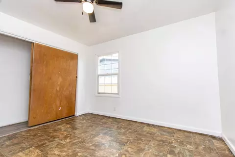 Bedroom - 1413 W 9th St, Merced, CA 95341 photo 4 of 5