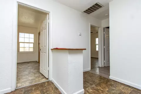 Entry Way - 1413 W 9th St, Merced, CA 95341 photo 1 of 1